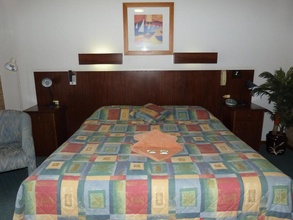 Wintersun Motel Victor Harbor Room photo
